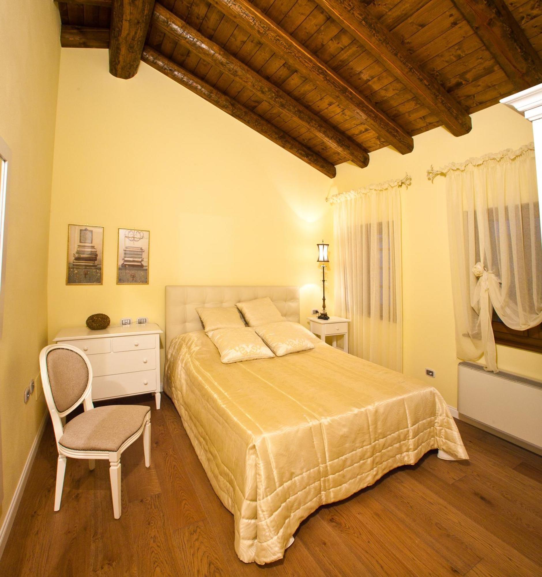 Wine Resort Luisa Mariano del Friuli Luaran gambar