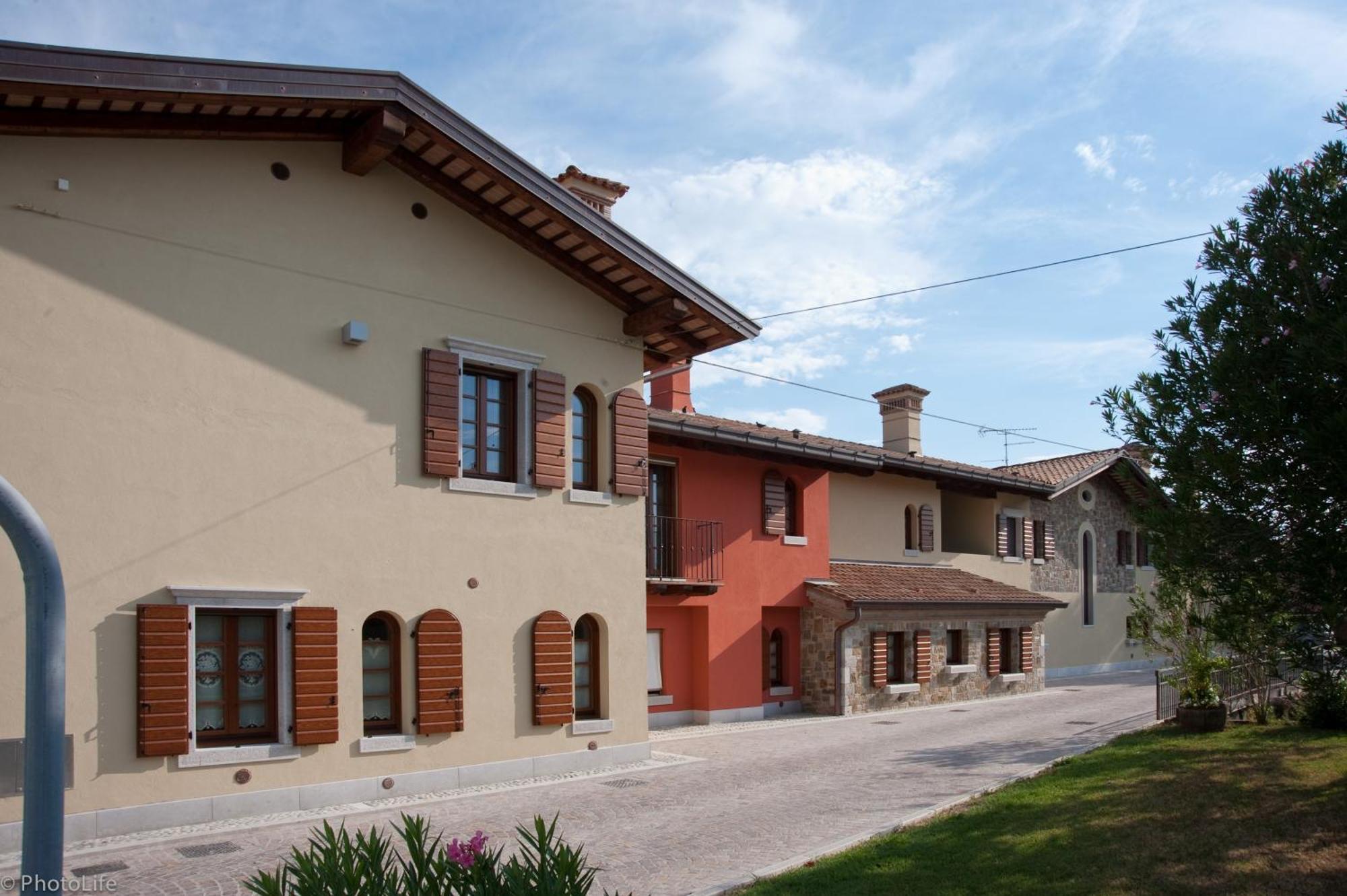 Wine Resort Luisa Mariano del Friuli Luaran gambar